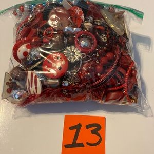 Lot of miscellaneous jewelry